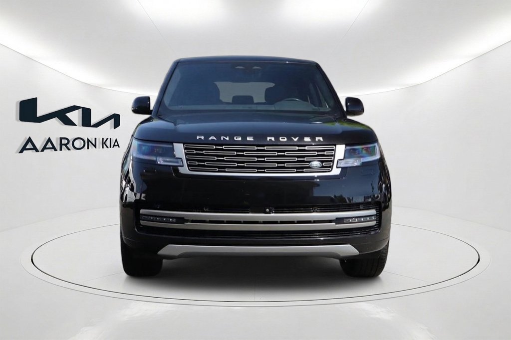 Used 2025 Land Rover Range Rover Long Wheelbase SE AWD/4WD image 2