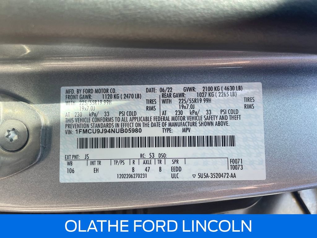 Used 2022 Ford Escape Titanium image 28