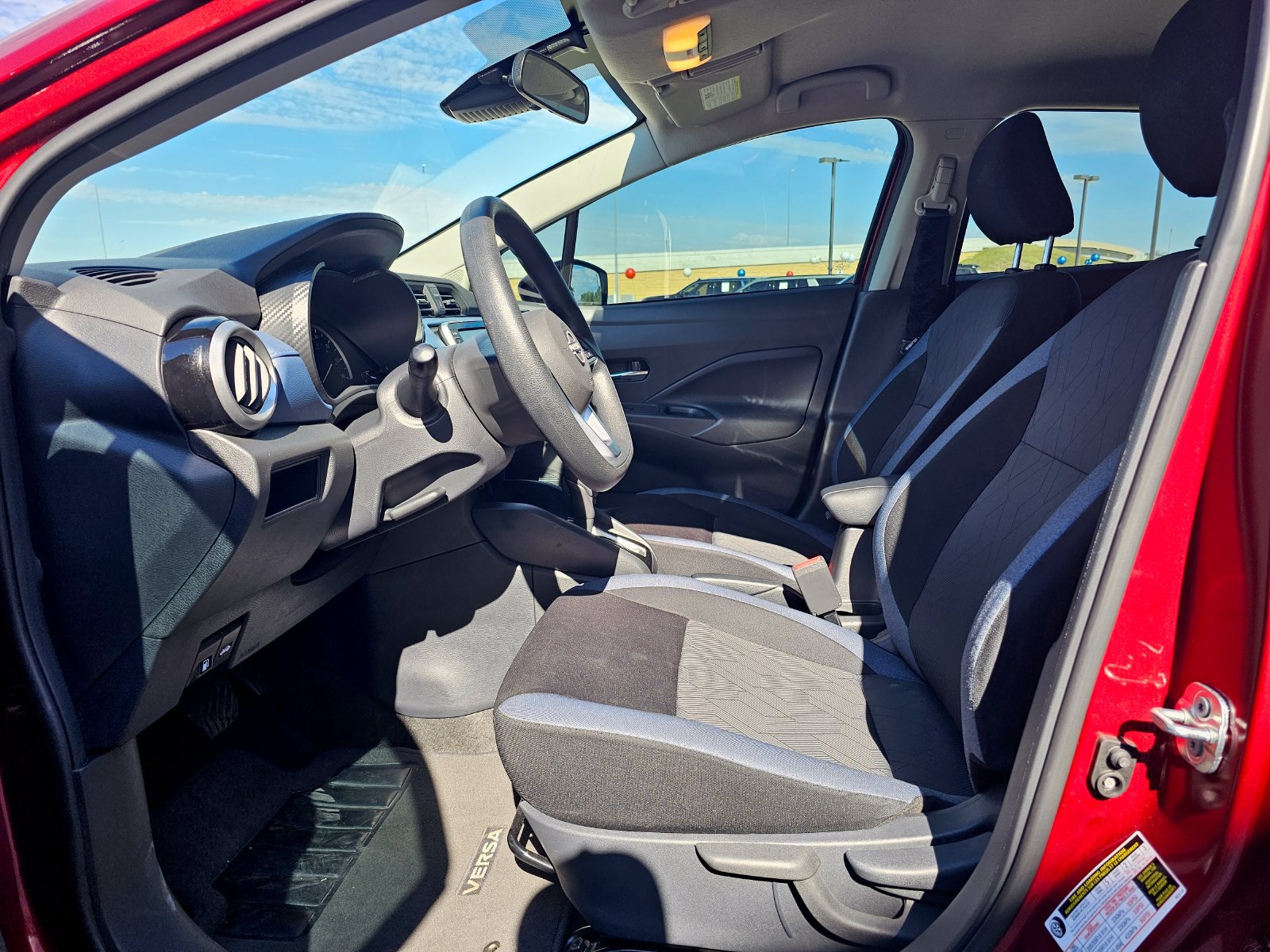 Used 2025 Nissan Versa SV FWD image 13