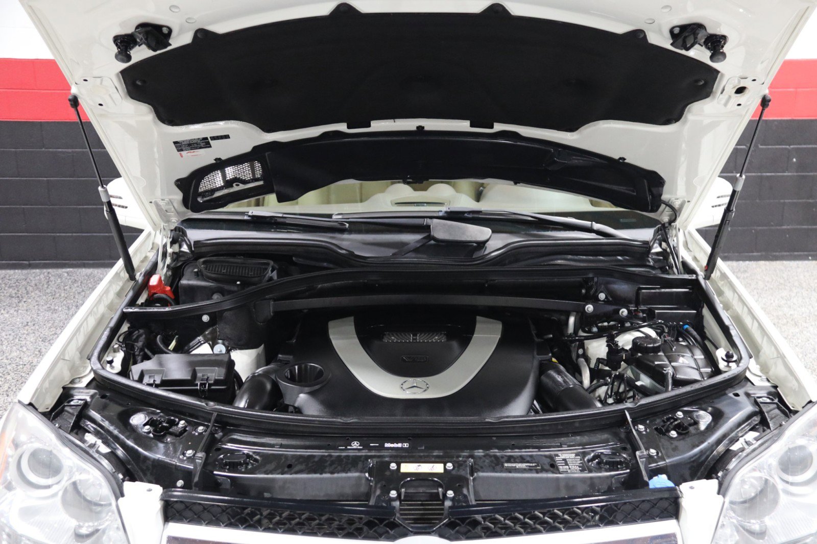 Used 2012 Mercedes-Benz GL 450 4MATIC w/ Premium 2 Pkg image 14