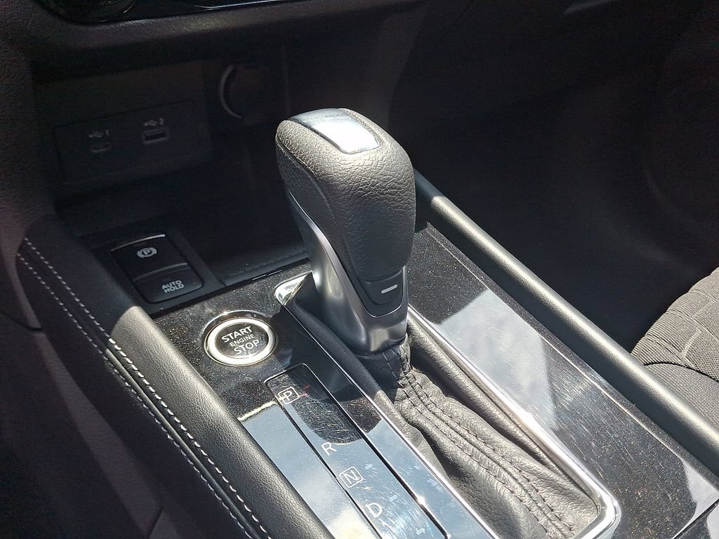 Used 2021 Nissan Kicks SV FWD image 15