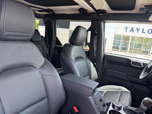 New 2025 Ford Bronco Badlands image 11
