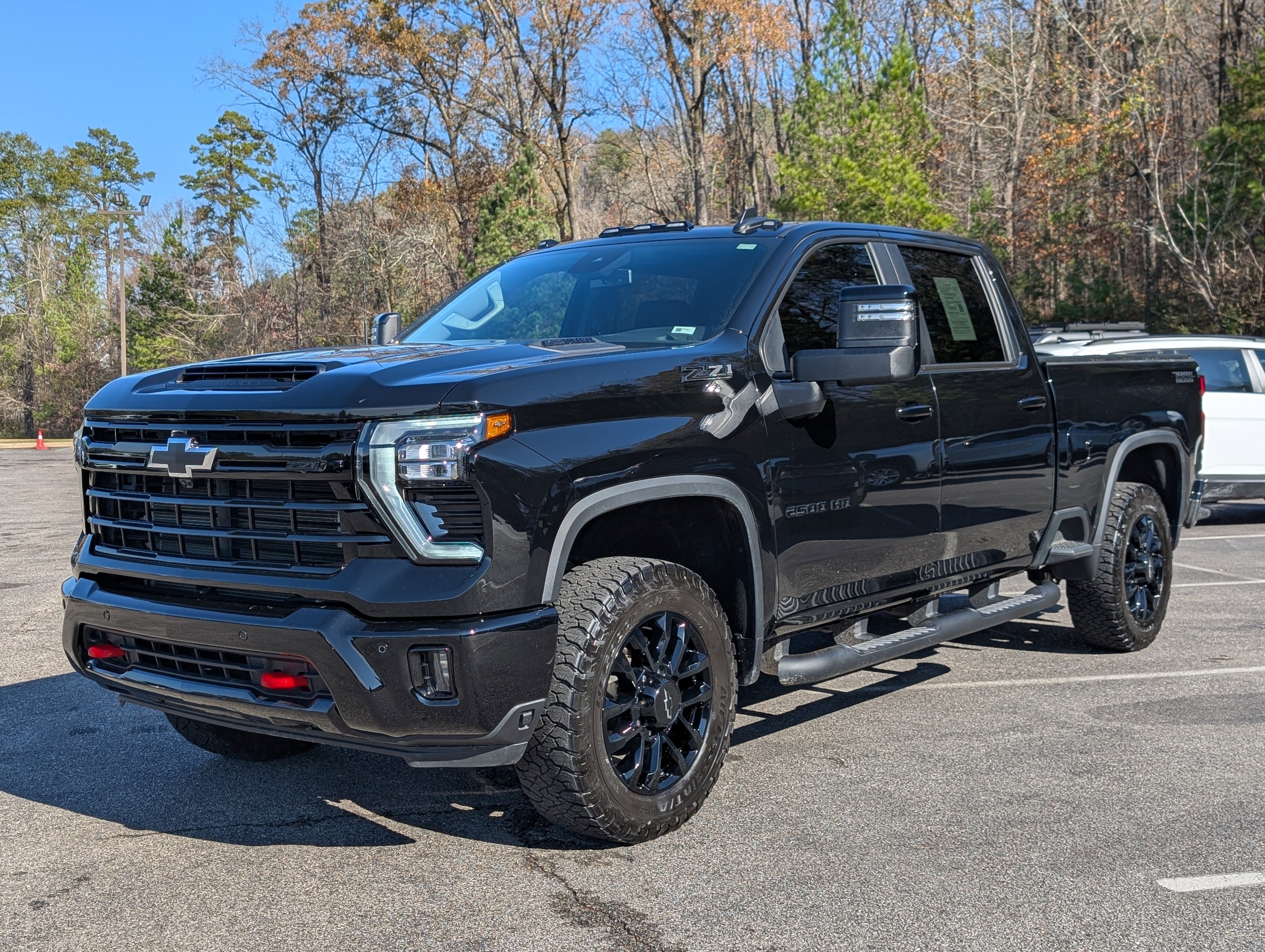 Used 2025 Chevrolet Silverado 2500 LT w/ Trail Boss Package AWD/4WD image 5