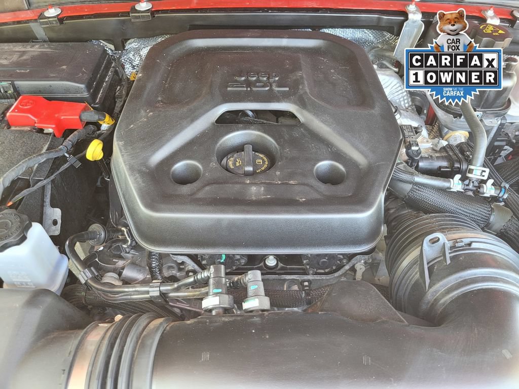 Used 2025 Jeep Wrangler Unlimited Sahara AWD/4WD image 24