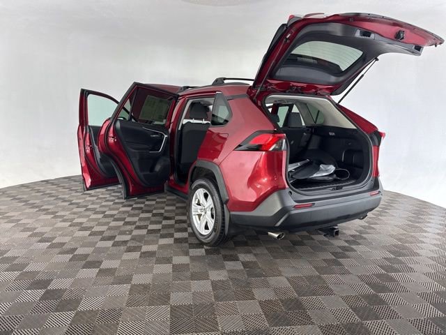 Used 2019 Toyota RAV4 XLE image 15