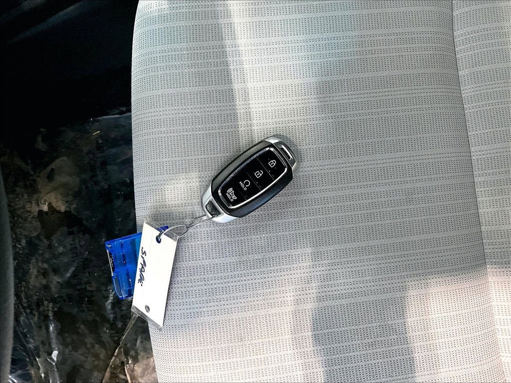 Used 2023 Hyundai Kona SEL image 31