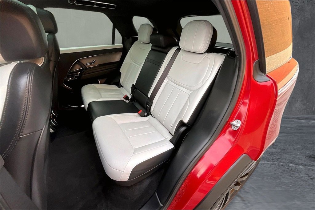 Used 2023 Land Rover Range Rover Sport SE Dynamic image 22