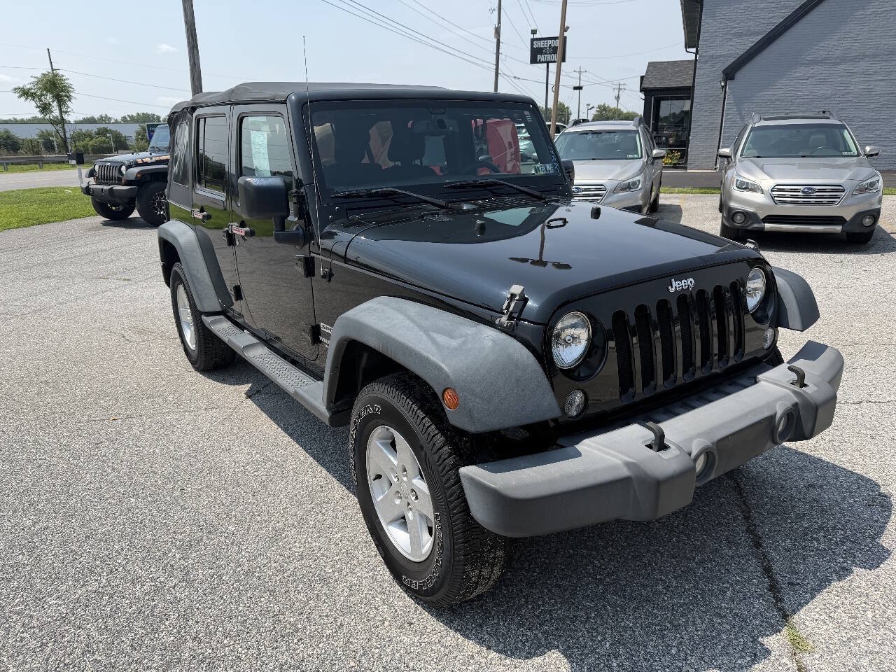 Used 2016 Jeep Wrangler Unlimited Sport w/ Quick Order Package 23S AWD/4WD image 1