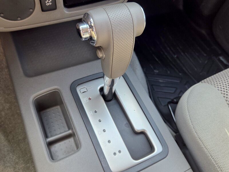 Used 2015 Nissan Frontier SV RWD image 24