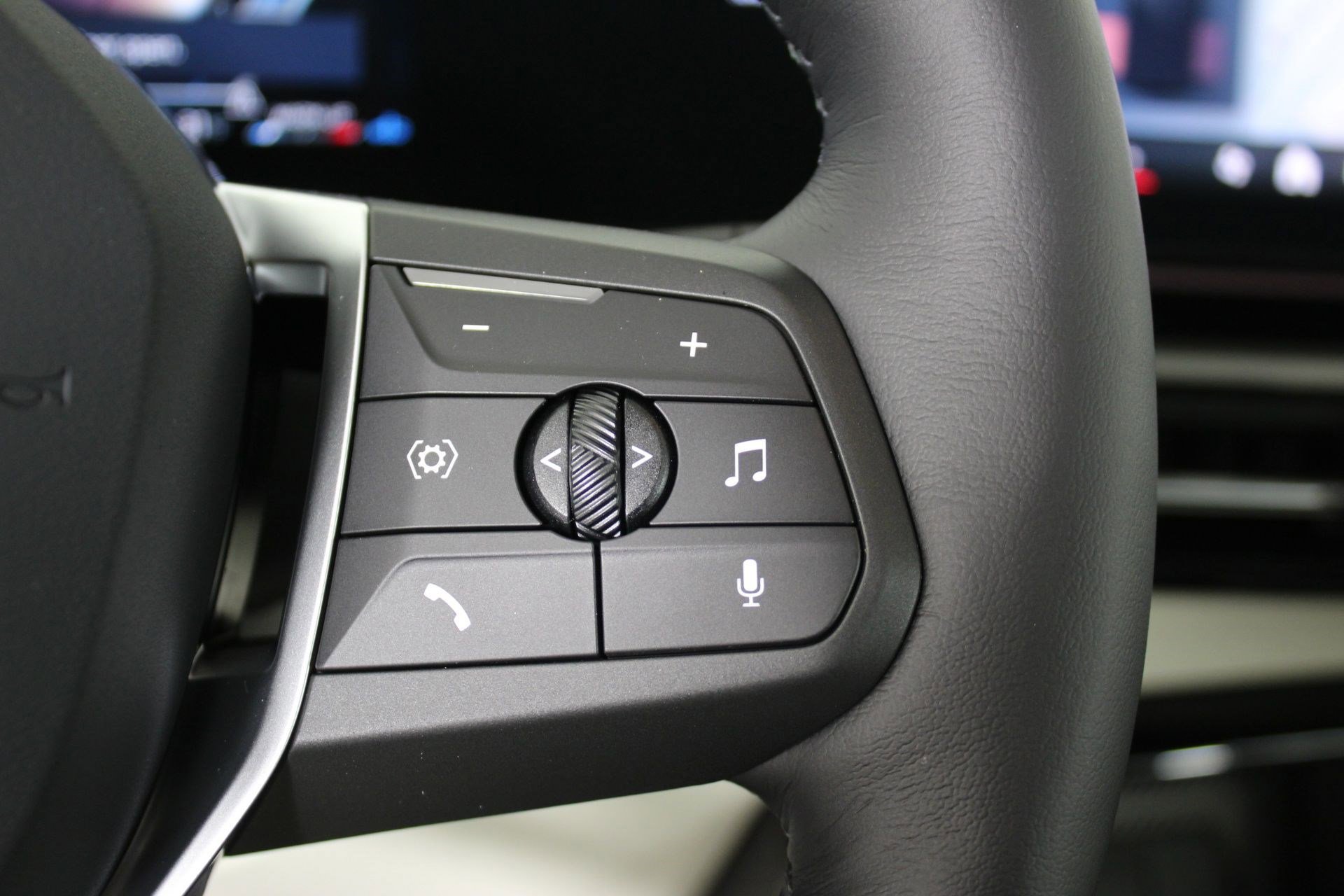 New 2026 BMW X1 xDrive28i w/ Technology Package image 28