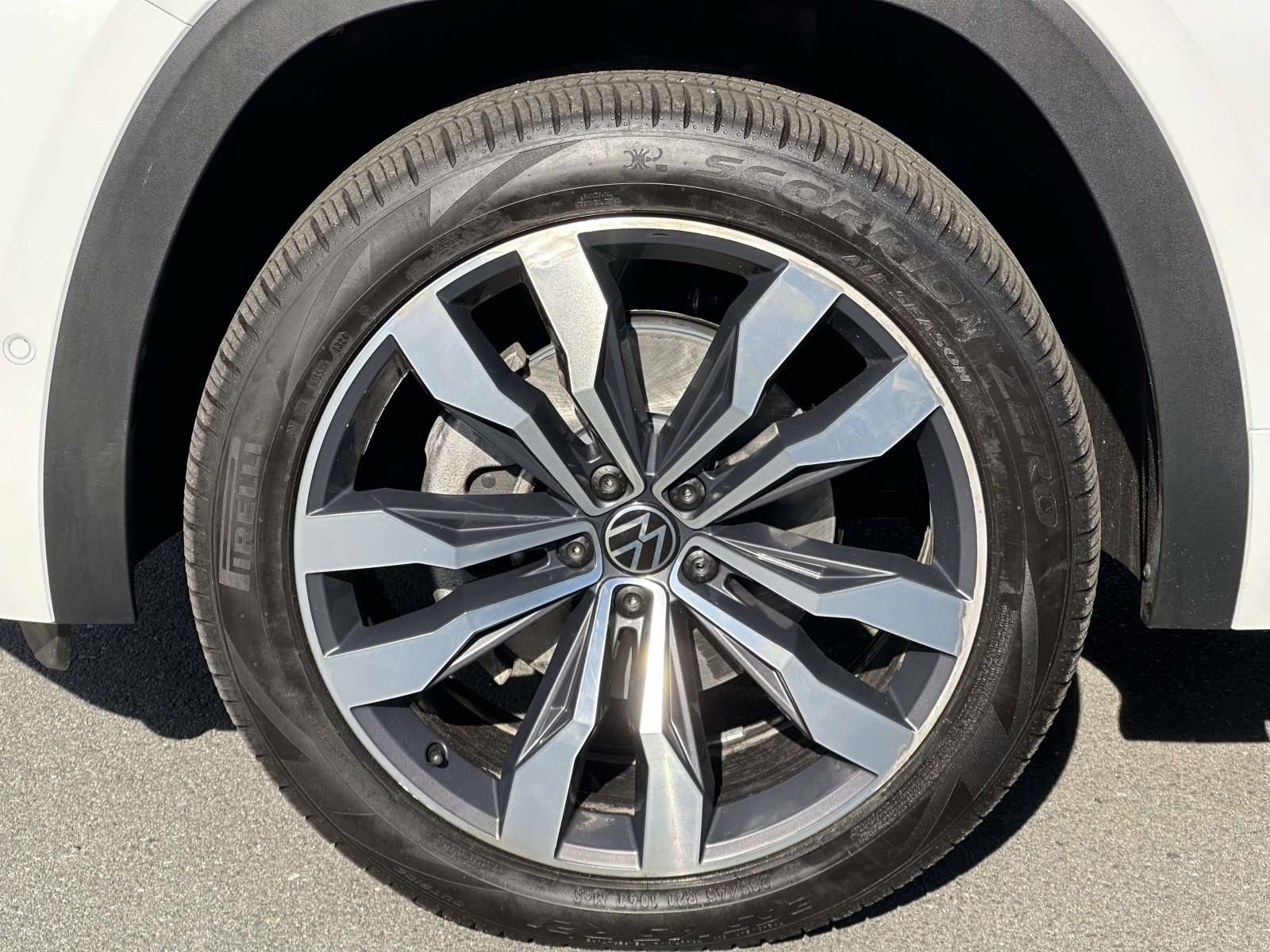 Used 2022 Volkswagen Atlas SEL Premium AWD/4WD image 7