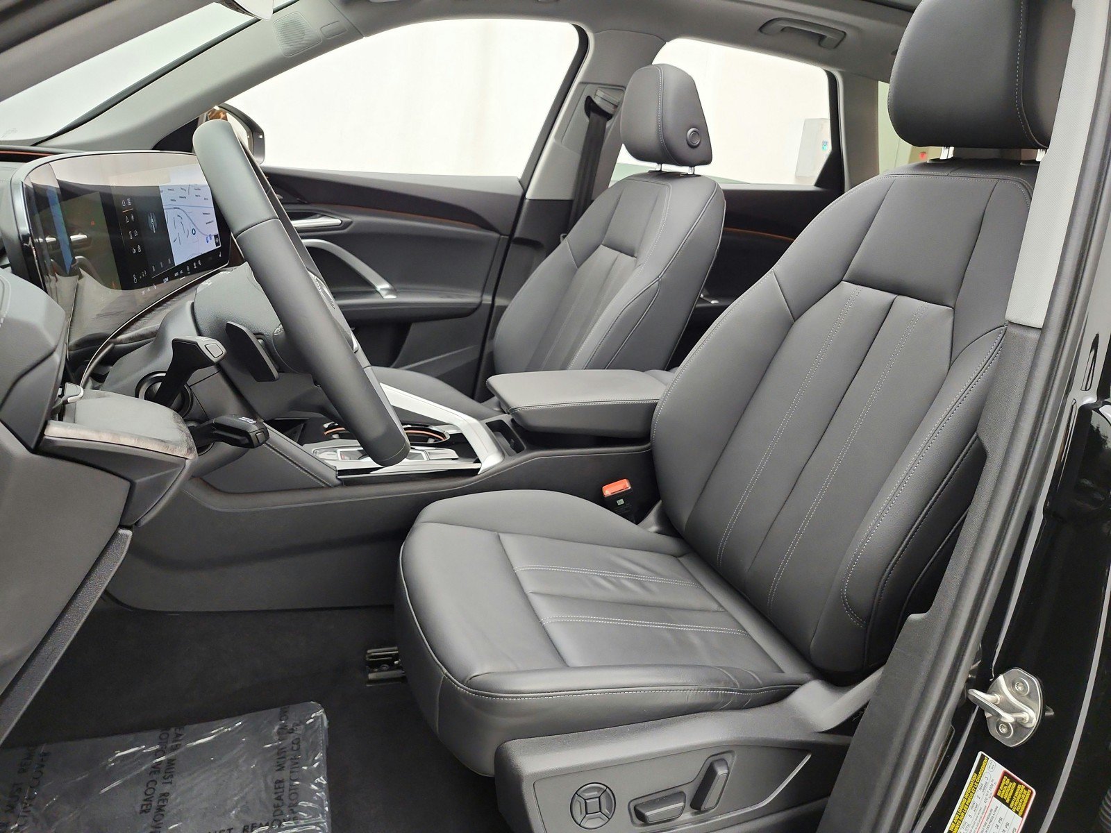 Used 2025 Audi Q5 Premium w/ Premium Plus AWD/4WD image 13
