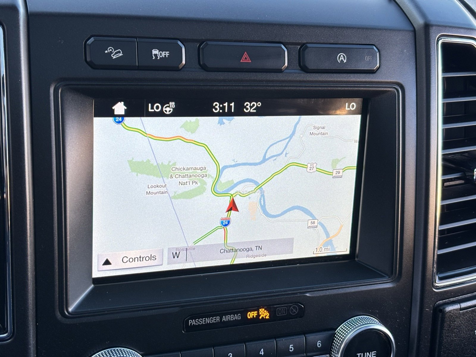 Used 2019 Ford Expedition Limited image 4