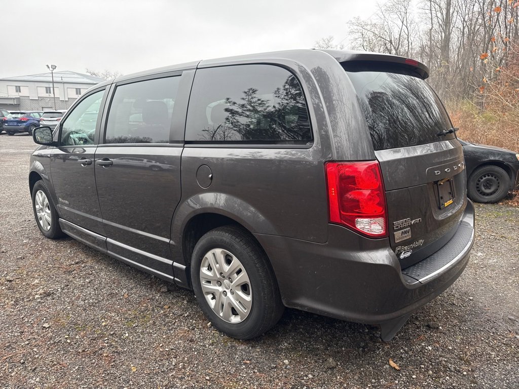 Used 2019 Dodge Grand Caravan SE w/ Power Convenience Group I image 7