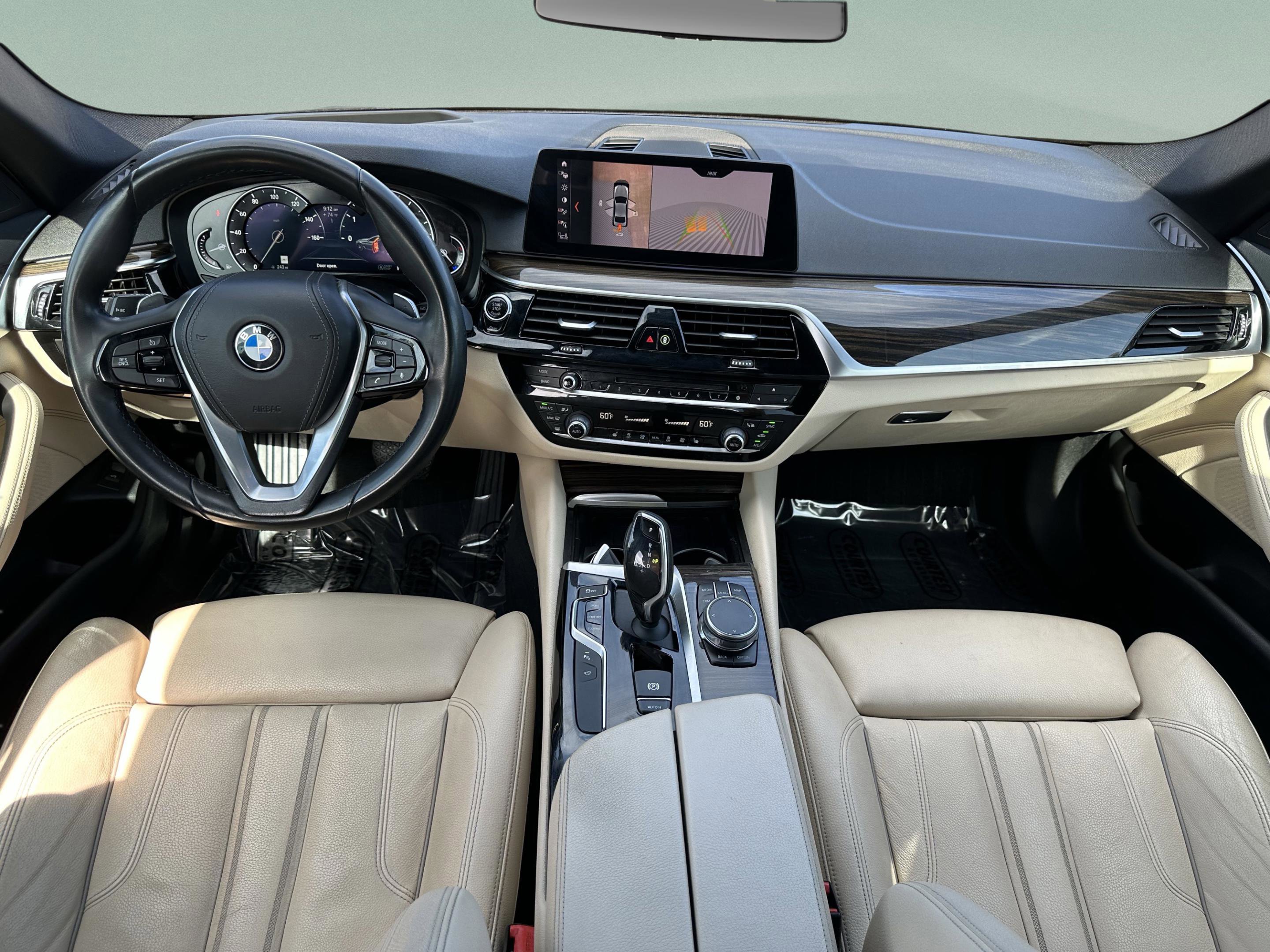 Used 2019 BMW 530i w/ Premium Package image 13