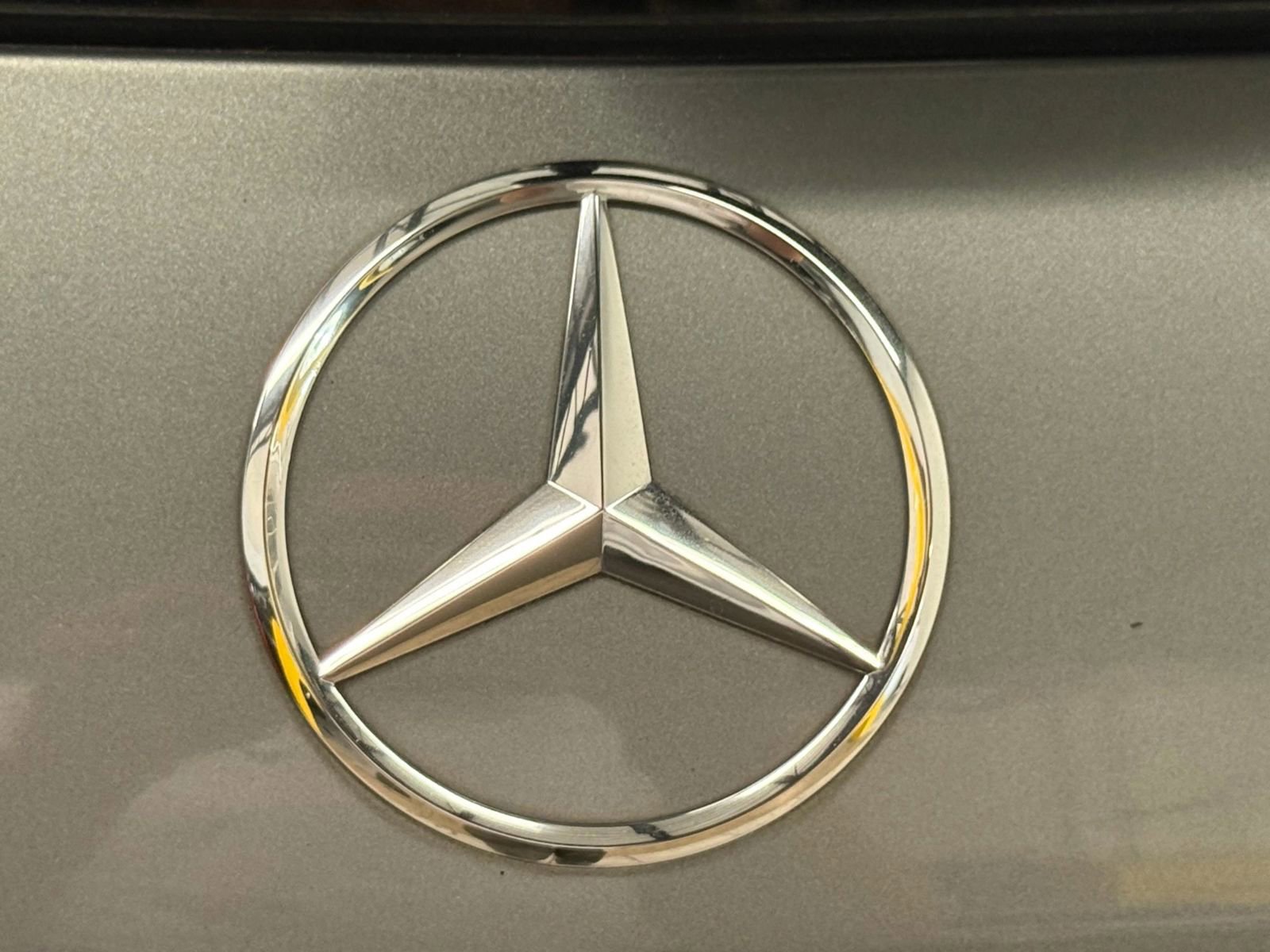 Used 2016 Mercedes-Benz GL 320 BlueTEC 4MATIC w/ Premium I Package image 14