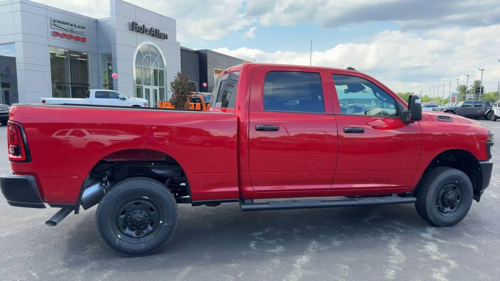 New 2026 RAM 2500 Tradesman AWD/4WD image 7