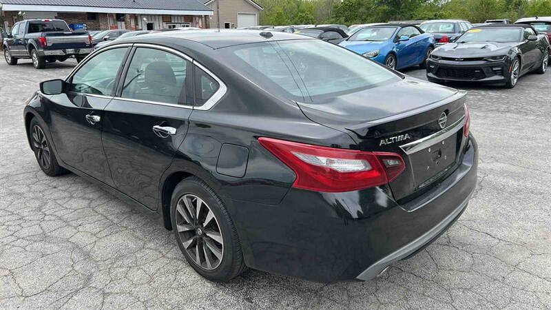 Used 2018 Nissan Altima 2.5 SV FWD image 6