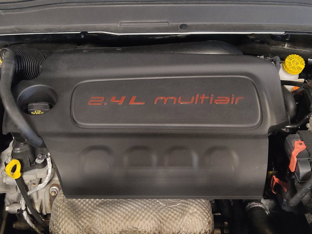 Used 2021 Jeep Renegade Latitude AWD/4WD image 30