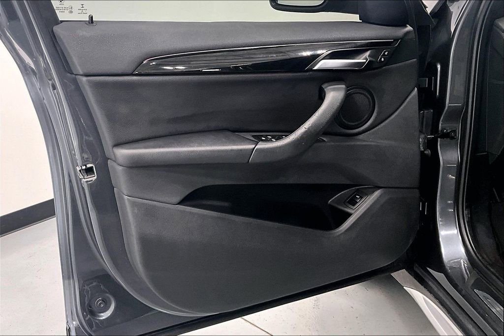 Used 2017 BMW X1 xDrive28i image 20