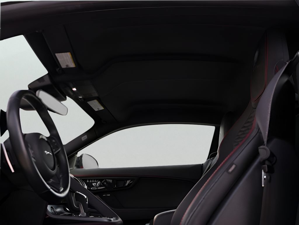 Used 2023 Jaguar F-TYPE R-Dynamic AWD/4WD image 36