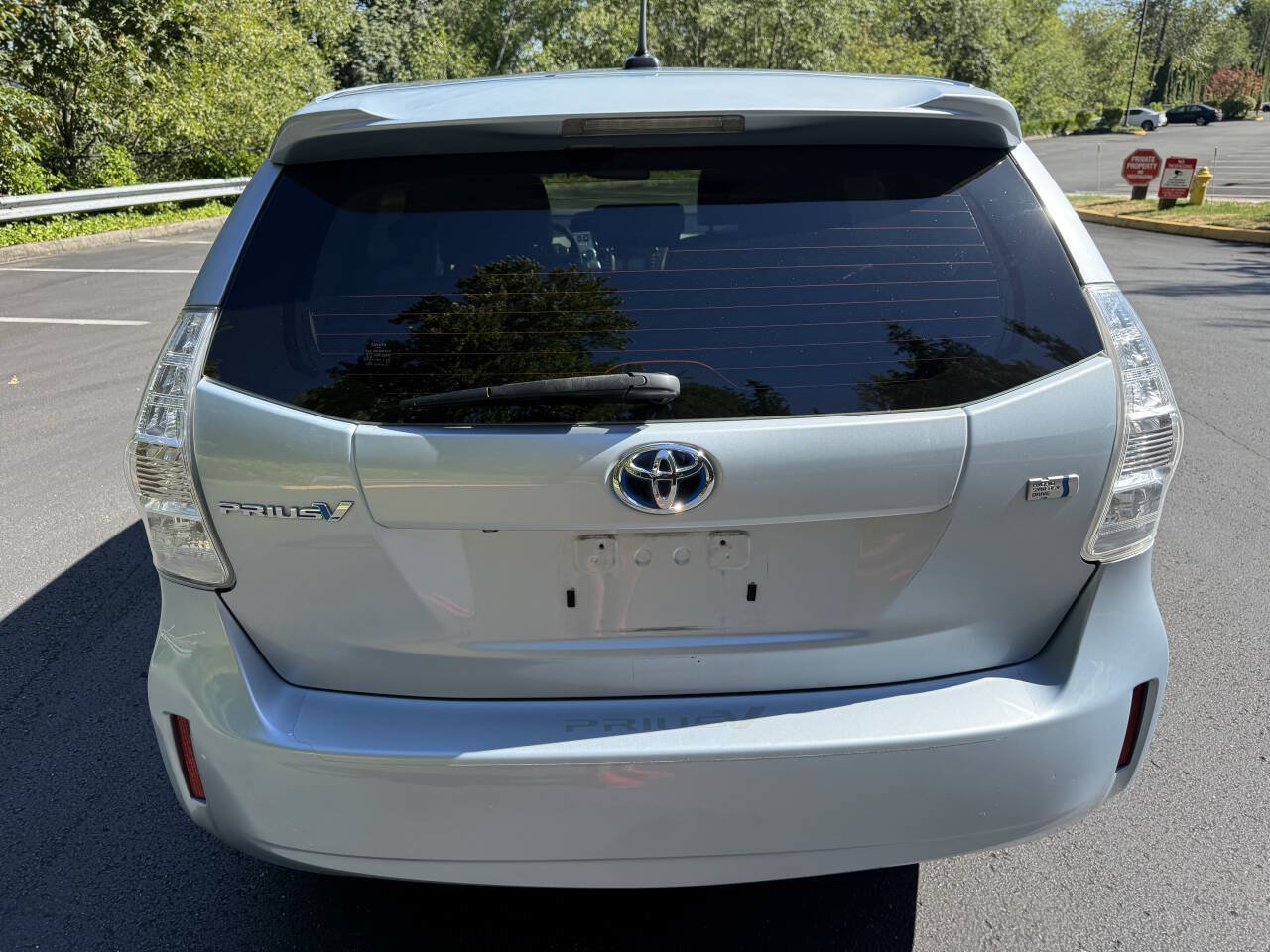 Used 2012 Toyota Prius V Five FWD image 5