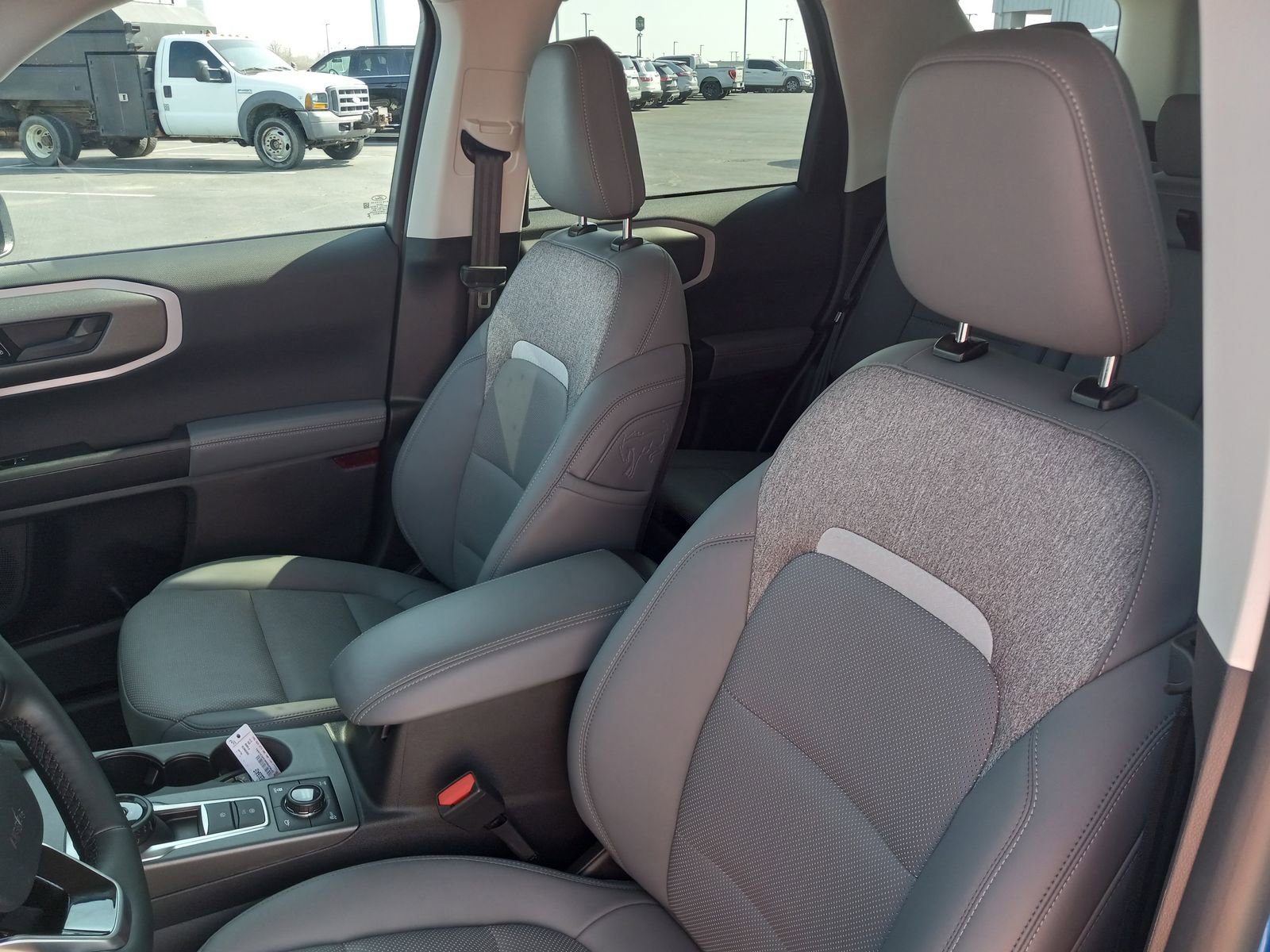 Used 2025 Ford Bronco Sport Badlands image 13