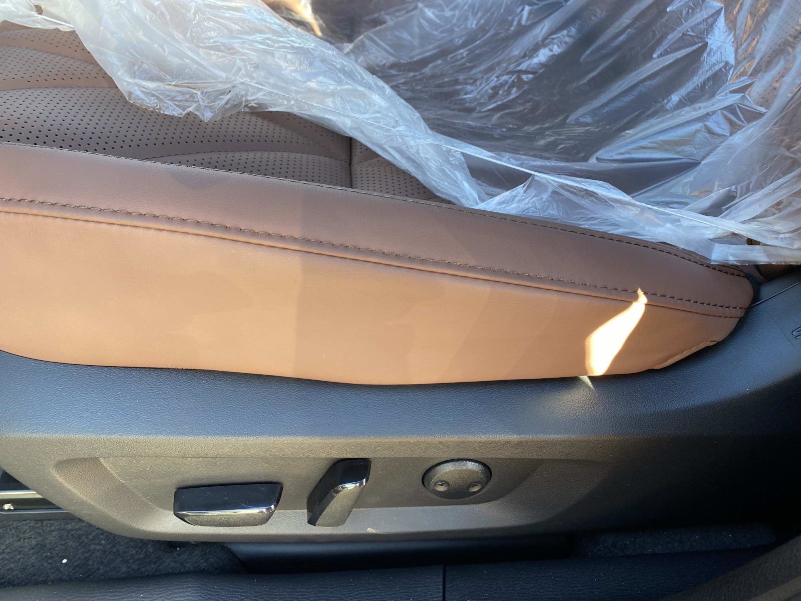 New 2026 Mitsubishi Outlander SEL image 9