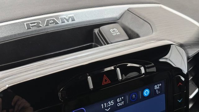 Used 2023 RAM 1500 Laramie AWD/4WD image 37
