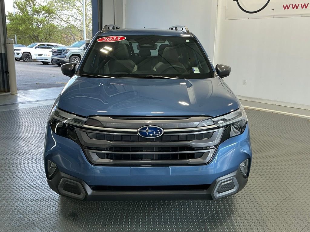 Used 2025 Subaru Forester Limited w/ Popular Package #1 AWD/4WD image 27