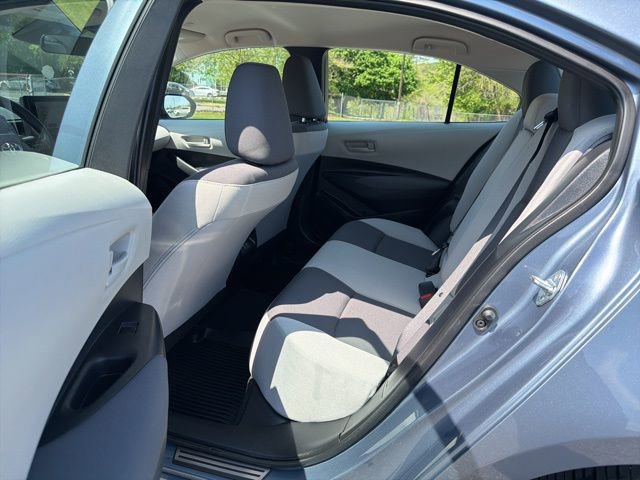 Used 2025 Toyota Corolla LE FWD image 15