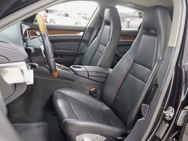 Used 2011 Porsche Panamera S image 24