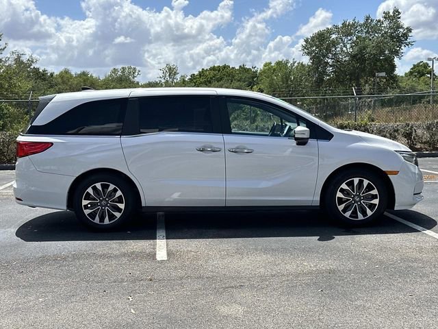 Certified 2024 Honda Odyssey EX-L image 2