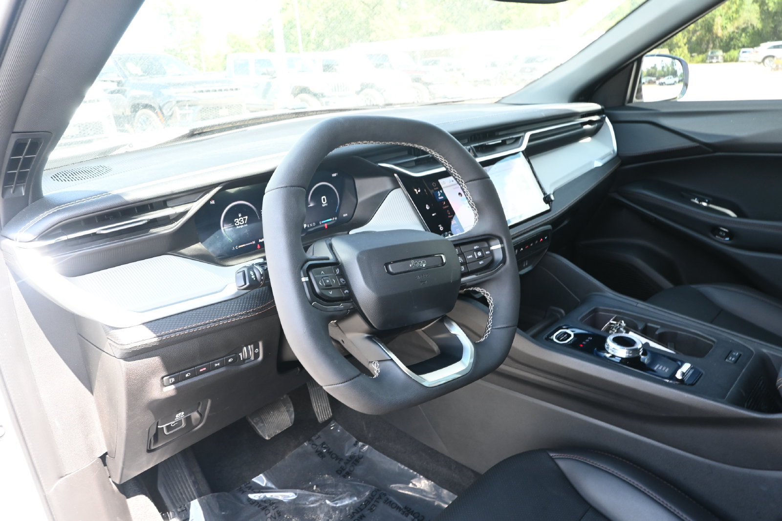 New 2026 Jeep Cherokee Limited AWD/4WD image 10