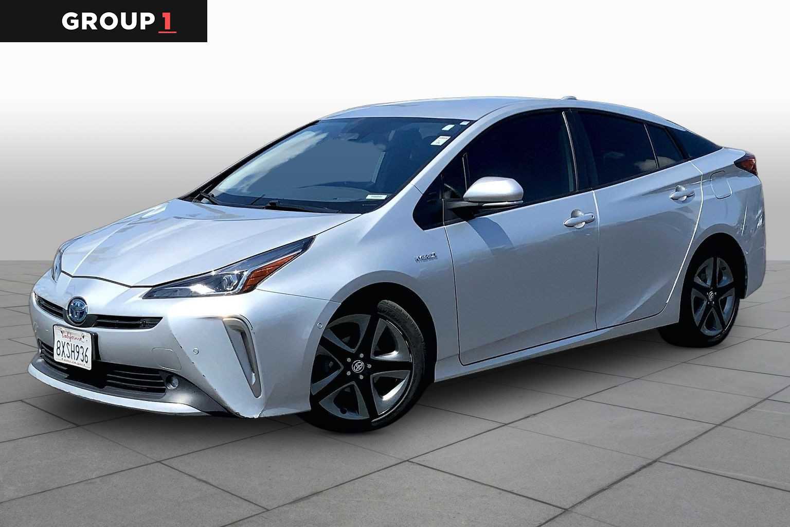 Used 2022 Toyota Prius Limited FWD image 1