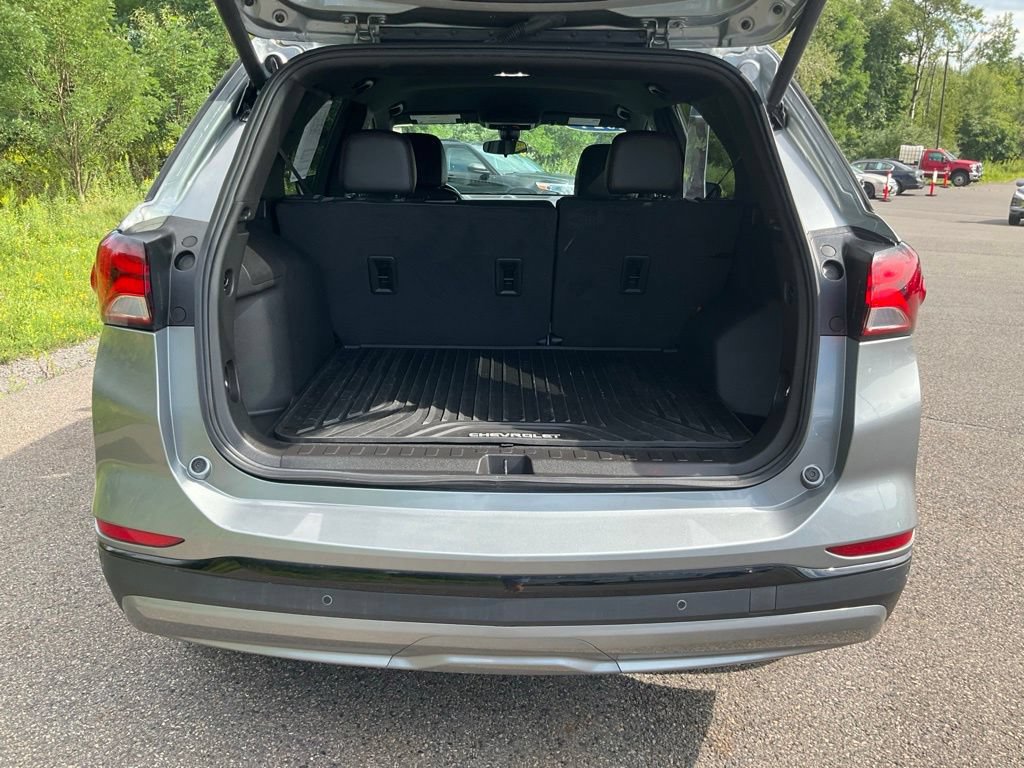 Used 2024 Chevrolet Equinox RS AWD/4WD image 25