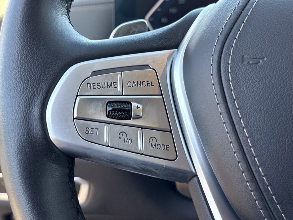 Certified 2024 BMW X7 xDrive40i AWD/4WD image 24