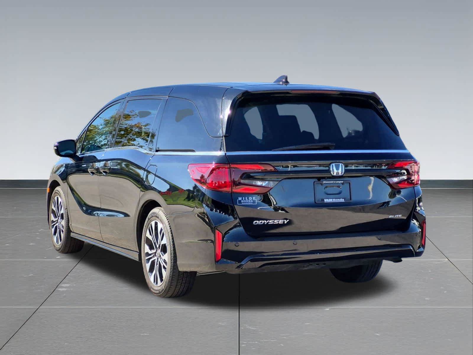 Certified 2025 Honda Odyssey Elite image 4
