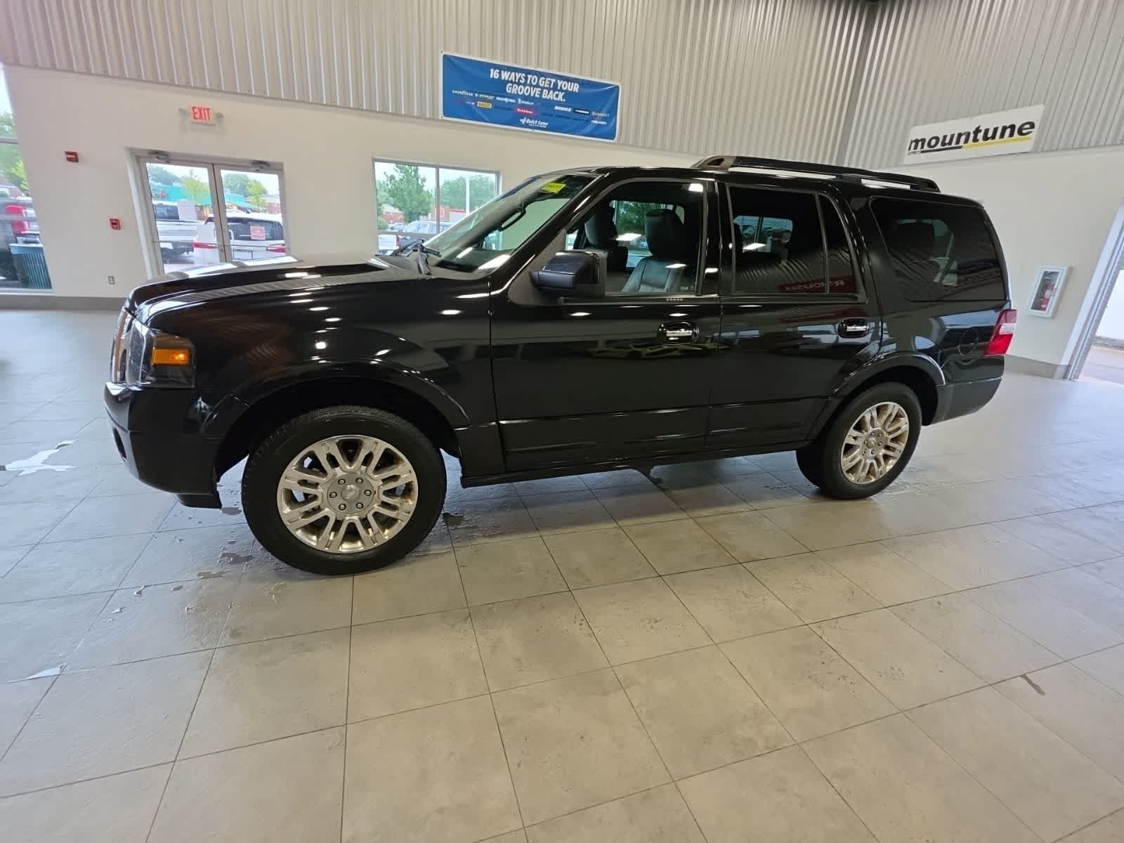 Used 2013 Ford Expedition Limited AWD/4WD image 16