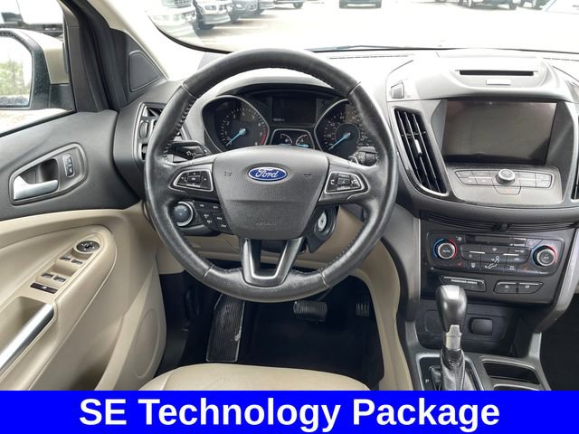 Used 2017 Ford Escape SE w/ SE Leather Comfort Package image 13
