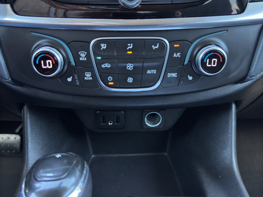 Used 2019 Chevrolet Traverse LT image 28