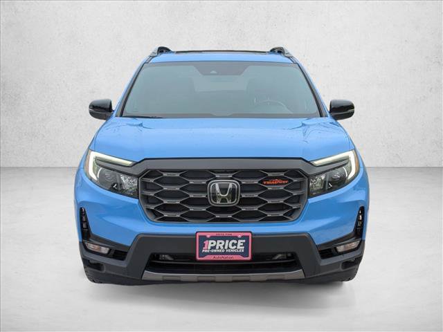 Used 2025 Honda Passport TrailSport image 2
