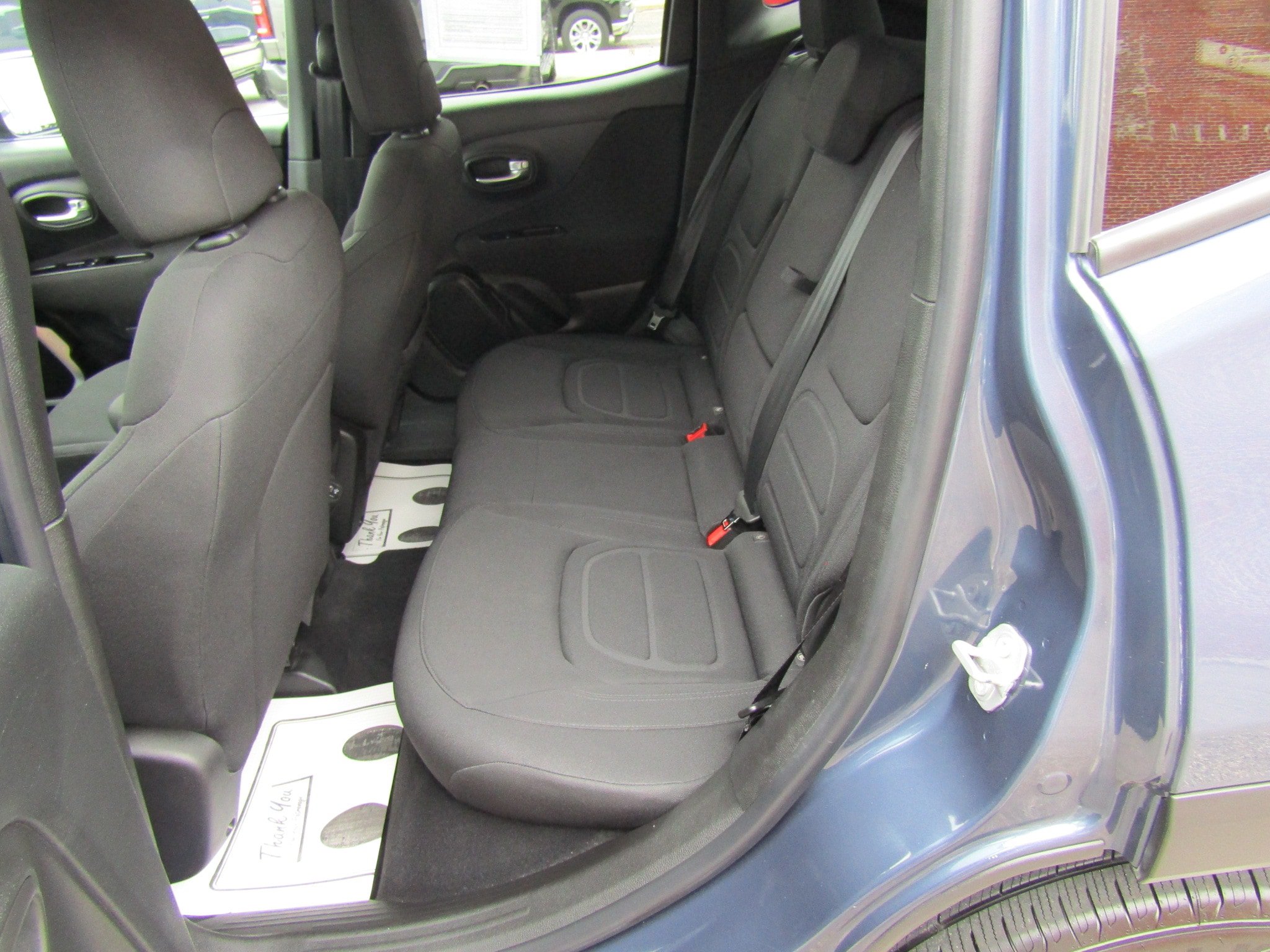 Used 2021 Jeep Renegade Latitude w/ Convenience Group AWD/4WD image 14