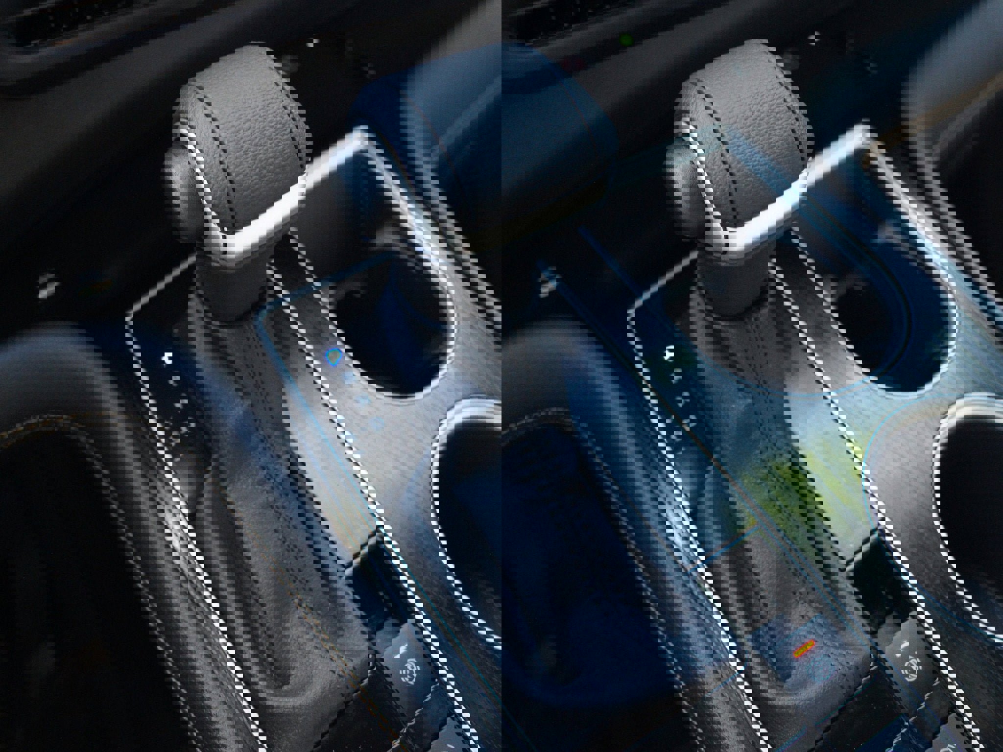 Used 2025 Toyota Sienna XLE Woodland Edition image 12