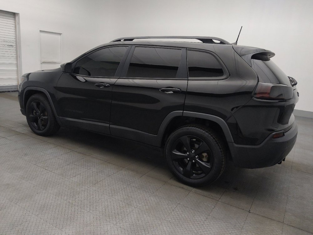 Used 2019 Jeep Cherokee Latitude Plus image 3
