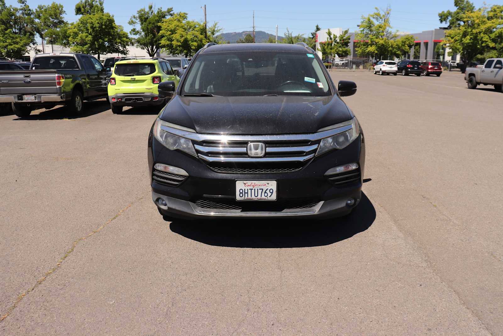 Used 2018 Honda Pilot Touring video 2