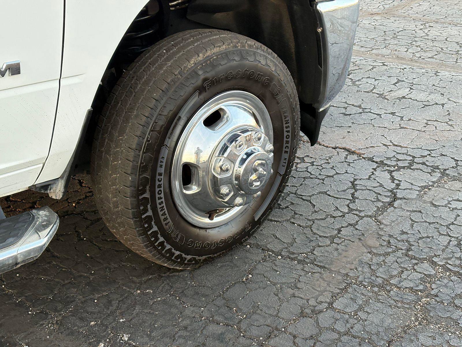 Used 2024 RAM 3500 Big Horn image 9