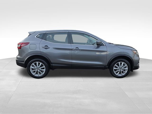 Used 2021 Nissan Rogue Sport S image 9