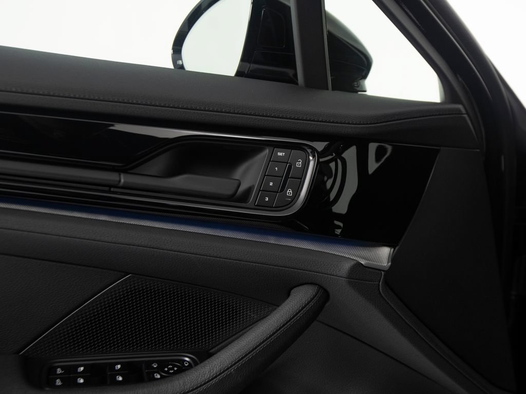 New 2026 Porsche Panamera 4 AWD/4WD image 22