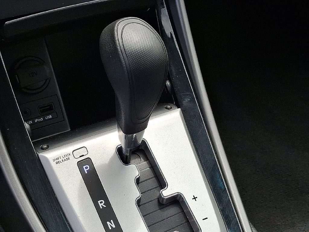Used 2011 Hyundai Elantra GLS w/ Preferred Equipment Pkg 3 FWD image 23